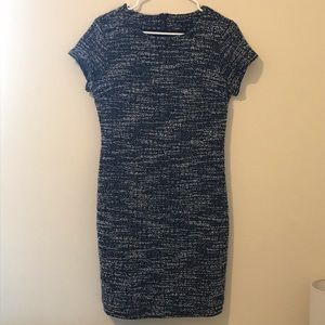 Banana Republic Winter Shift Dress💜